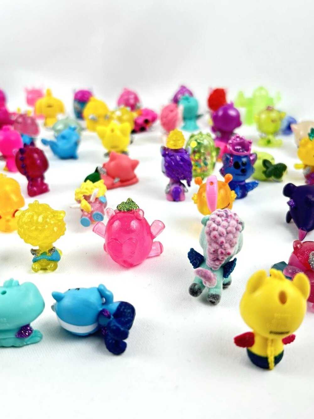 Hatchimals Colleggtibles Large Lot Figures + Unicornix Glide - Picture 6 of 16